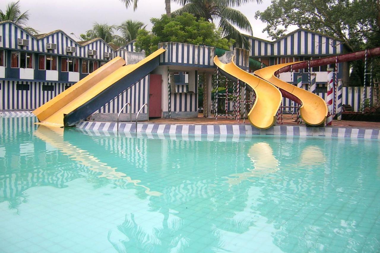 Palm Village Resort Kalkutta Exterior foto