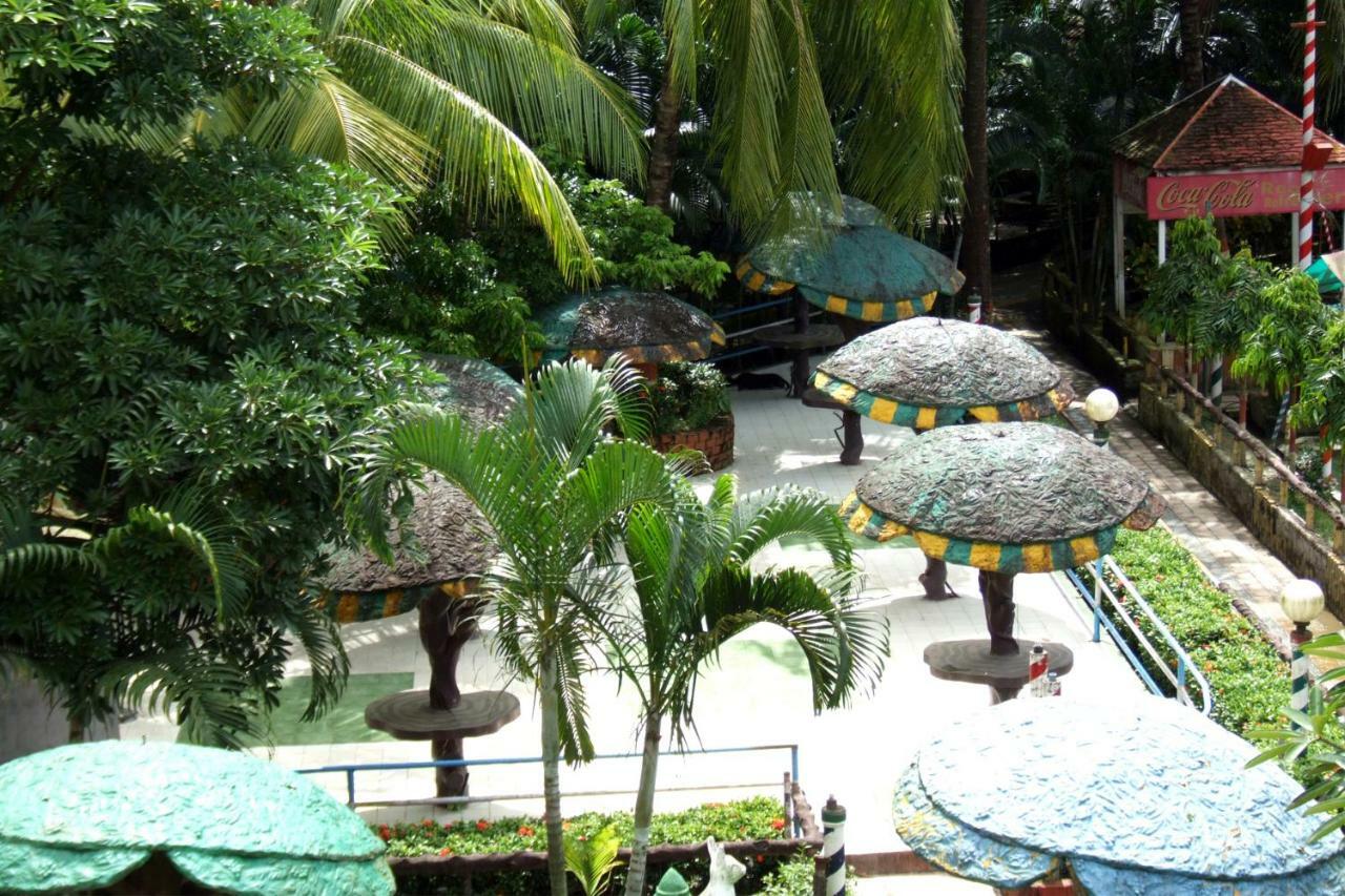 Palm Village Resort Kalkutta Exterior foto